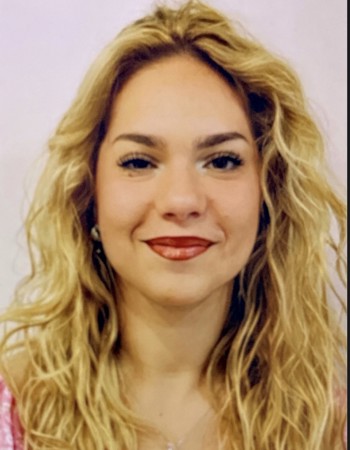 Profile picture of Giaira Santamaria