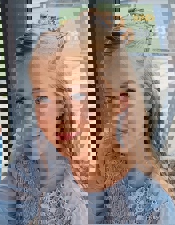 Profile picture of Mia Geoghegan