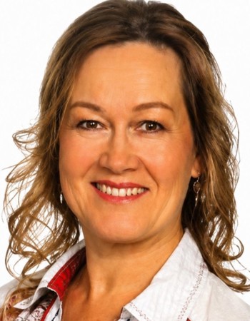 Profile picture of Irina Feher