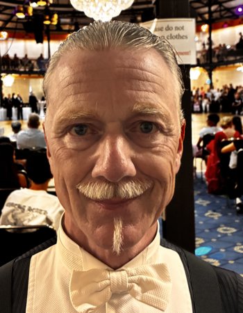Profile picture of Dirk Alefsen