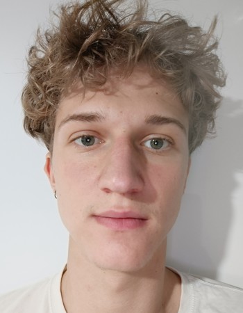 Profile picture of Denys Khimion