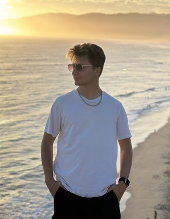 Profile picture of Vladyslav Makarevskyi