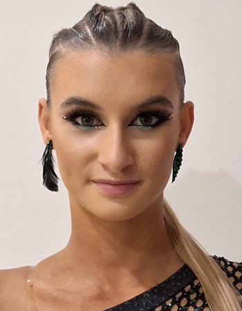 Profile picture of Timea Dobiasova