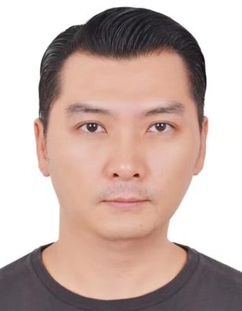 Profile picture of Ji Hu
