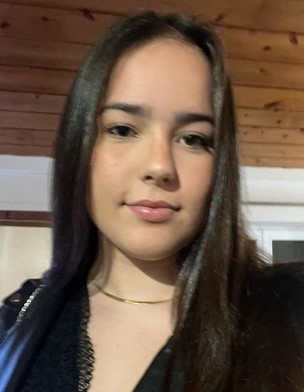 Profile picture of Alana Barcelos Silveira