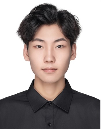 Profile picture of Yuan Hongwei