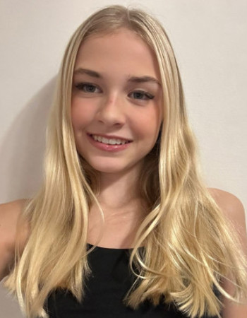 Profile picture of Julie Dobiasova