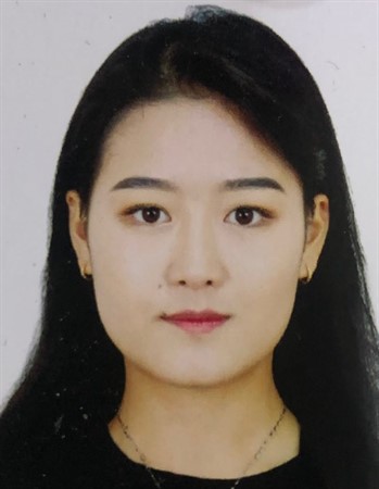 Profile picture of Amina Munkhbayar