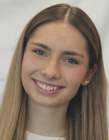 Profile picture of Elena Czanderle