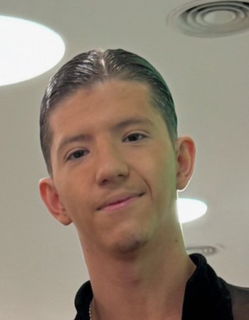 Profile picture of Desrosiers Calvin