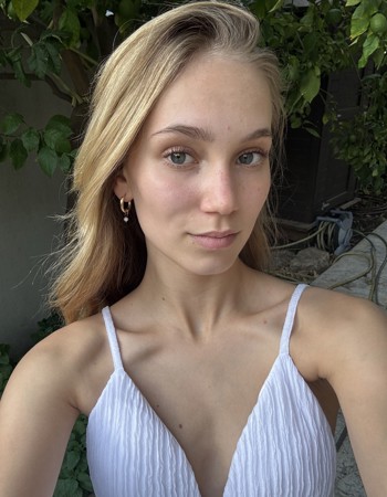 Profile picture of Alika Comet