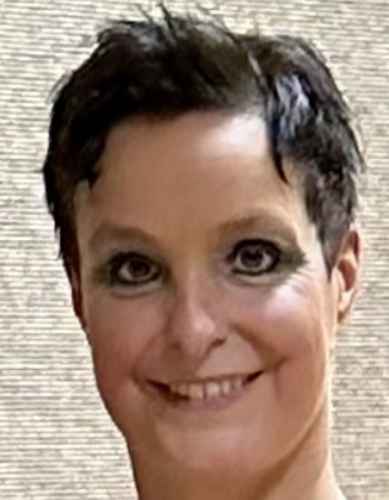 Profile picture of Jennifer de Lorenzo