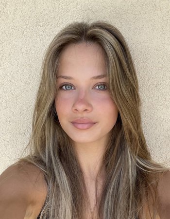 Profile picture of Adela Zeminova