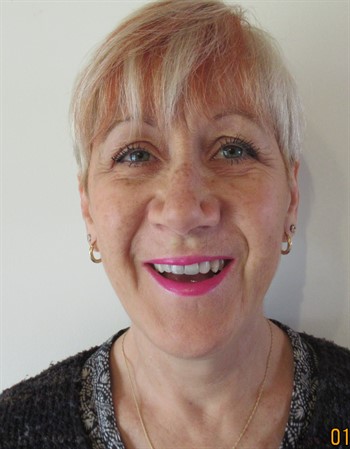 Profile picture of Carmen Chastan