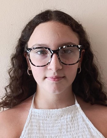 Profile picture of Zaira Lima Ouro