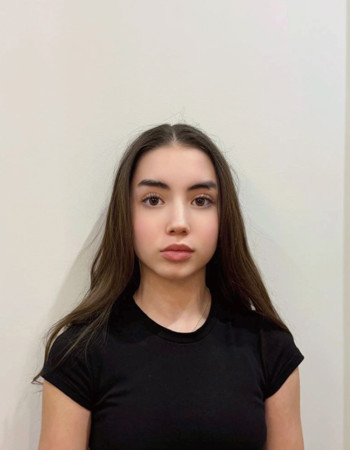 Profile picture of Izabell Papanova