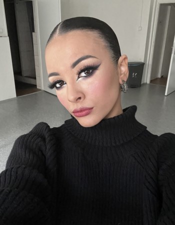 Profile picture of Anna Micankova