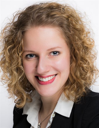 Profile picture of Lisa Henche