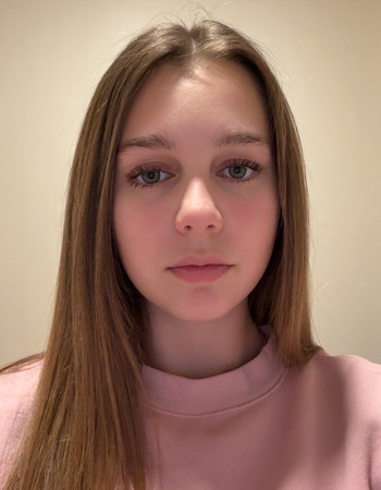 Profile picture of Ana Hal