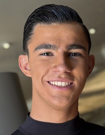 Profile picture of Evan Dumoulin