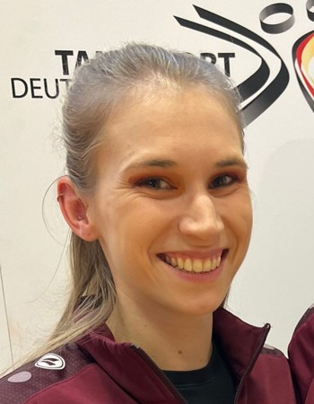 Profile picture of Jennifer Lutze