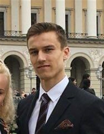 Profile picture of Tobias Fladby