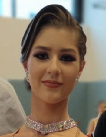 Profile picture of Julia Oleksyn