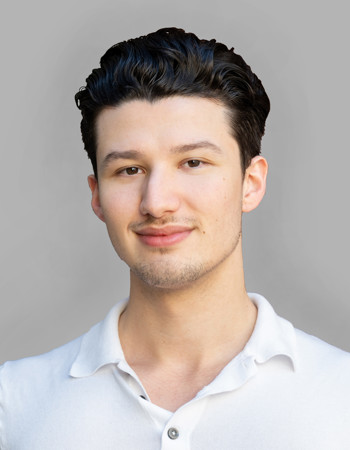 Profile picture of Adrian Pichler