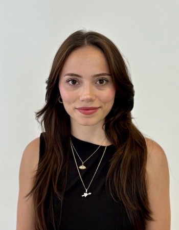 Profile picture of Yagmur Erdogdu