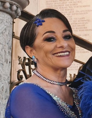 Profile picture of Bruna Mangiapelo