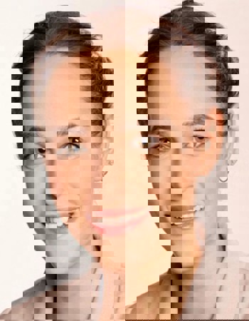 Profile picture of Julia Loew