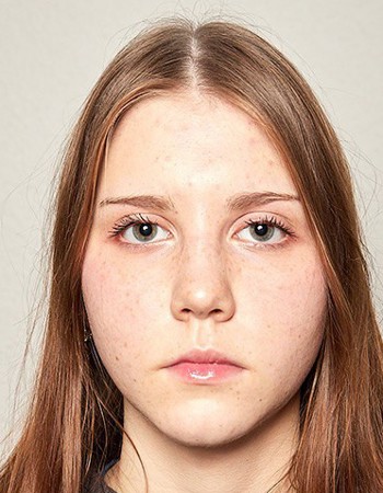 Profile picture of Arina Friesen
