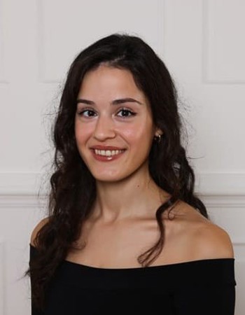 Profile picture of Zoe Tonis