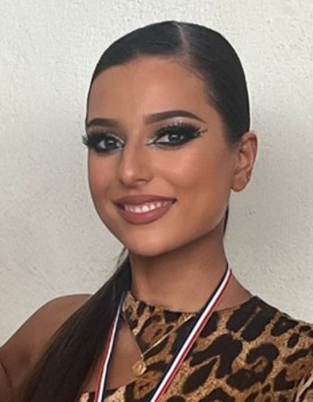 Profile picture of Laurine Sanglier