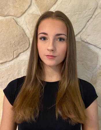 Profile picture of Stella Hustig