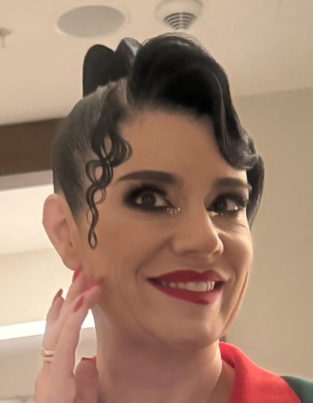 Profile picture of Vanessa Costa