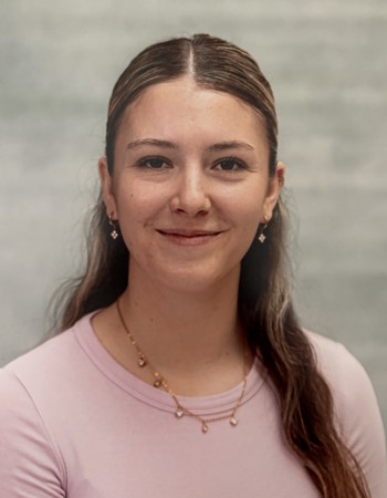Profile picture of Mia Kuehnle