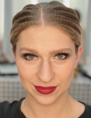 Profile picture of Kristina Buelhoff