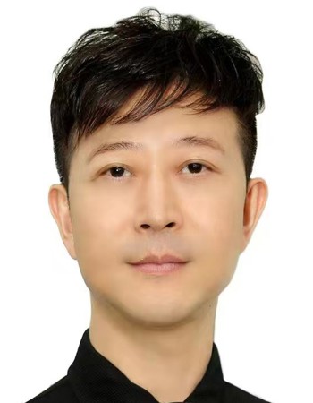 Profile picture of Wei Wei