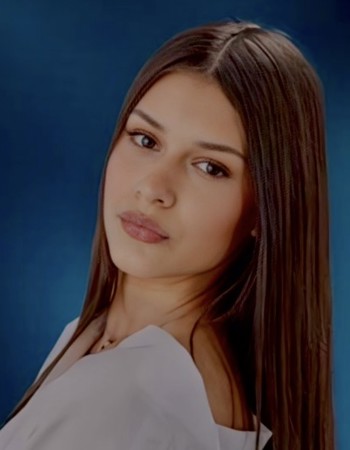 Profile picture of Andrea Marmut