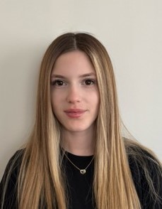 Profile picture of Ece Tas