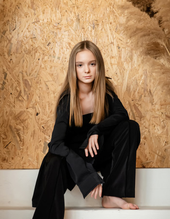 Profile picture of Camelia Taran