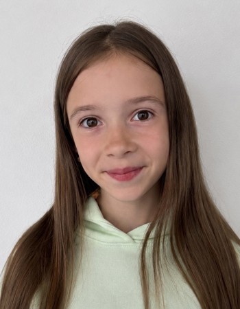 Profile picture of Olivia Manas