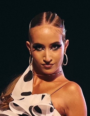 Profile picture of Amelia Urbanska