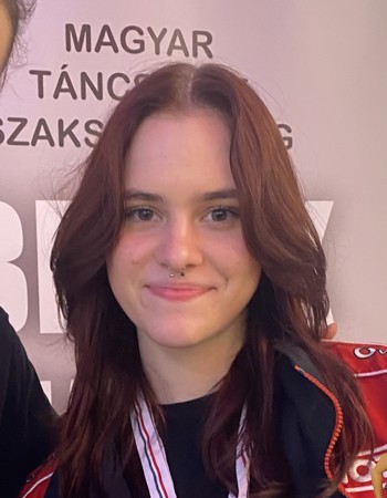 Profile picture of Szarvák Csenge