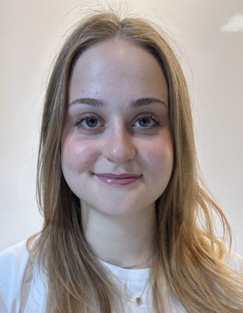 Profile picture of Elif Akbas