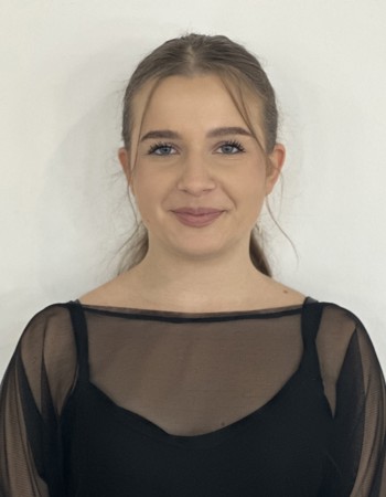 Profile picture of Micilica Lavinia Elena