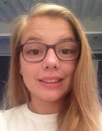 Profile picture of Emelia