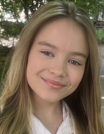 Profile picture of Andra-Sofi Ghicavii