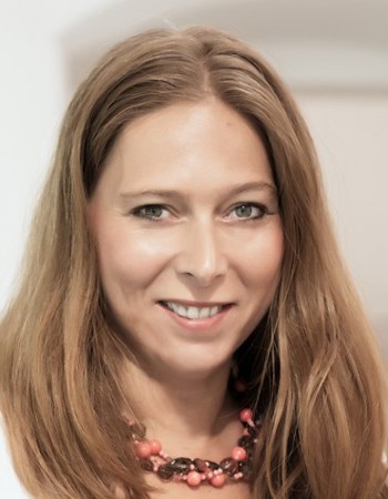 Profile picture of Regine Weber
